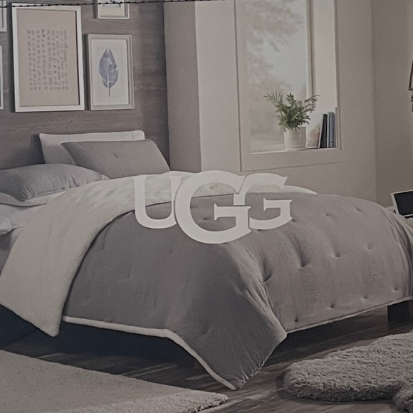 UGG Bedding Ugg Devon Sherpa Full Queen Reversible Comforter Set With Shams Poshmark